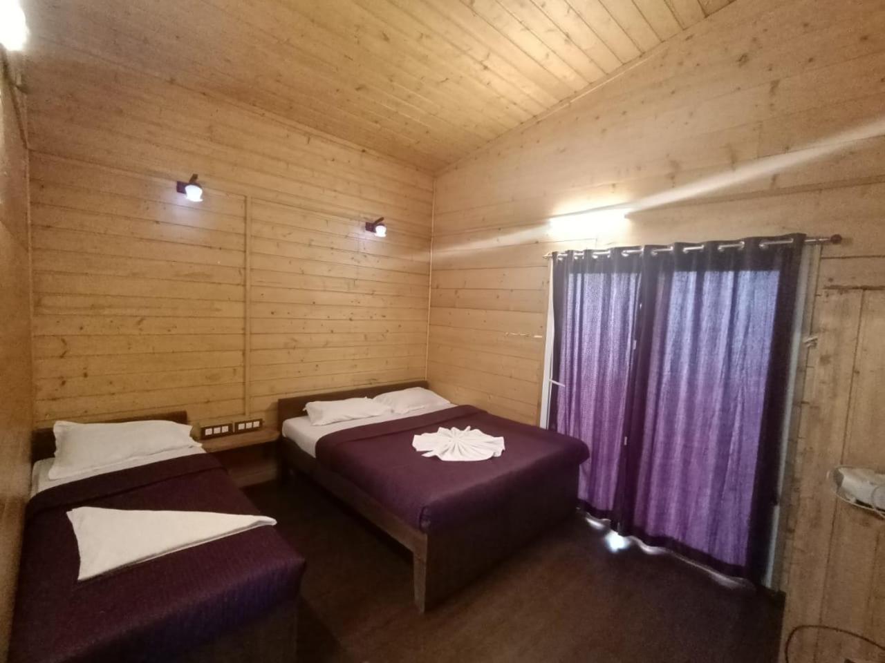 Praveen'S Wood House Kodaikanal Vattakanal エクステリア 写真